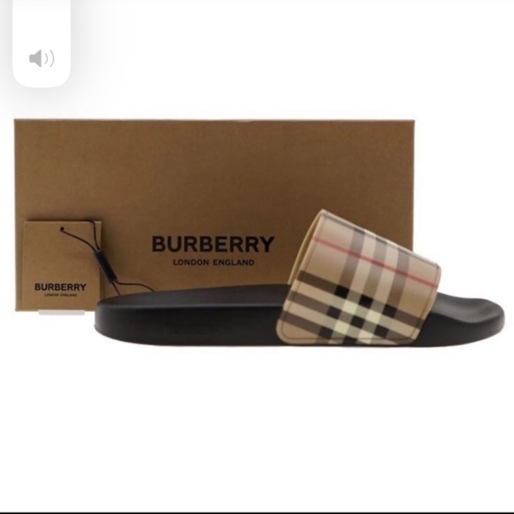 Burberry  Furley Vintage Check Slides Size 9US New l